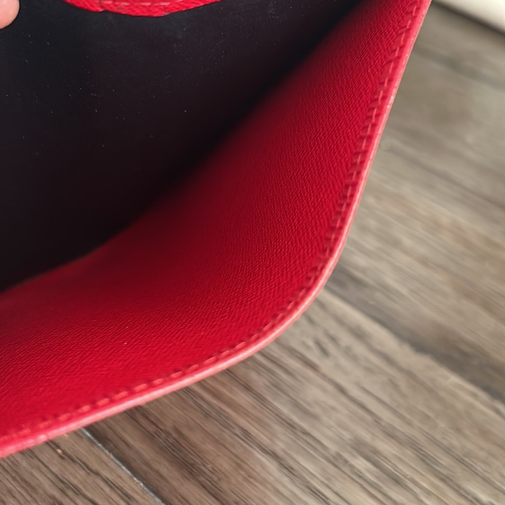 Louis Vuitton Red Epi Snap Wallet - Picture 14 of 15